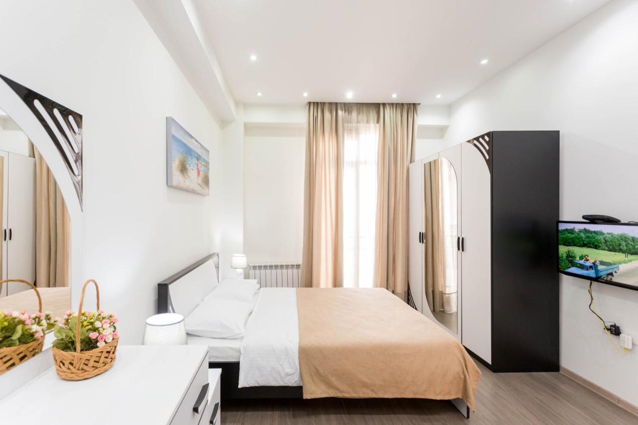 Apartment In The City Center Lll Tbiliszi Kültér fotó